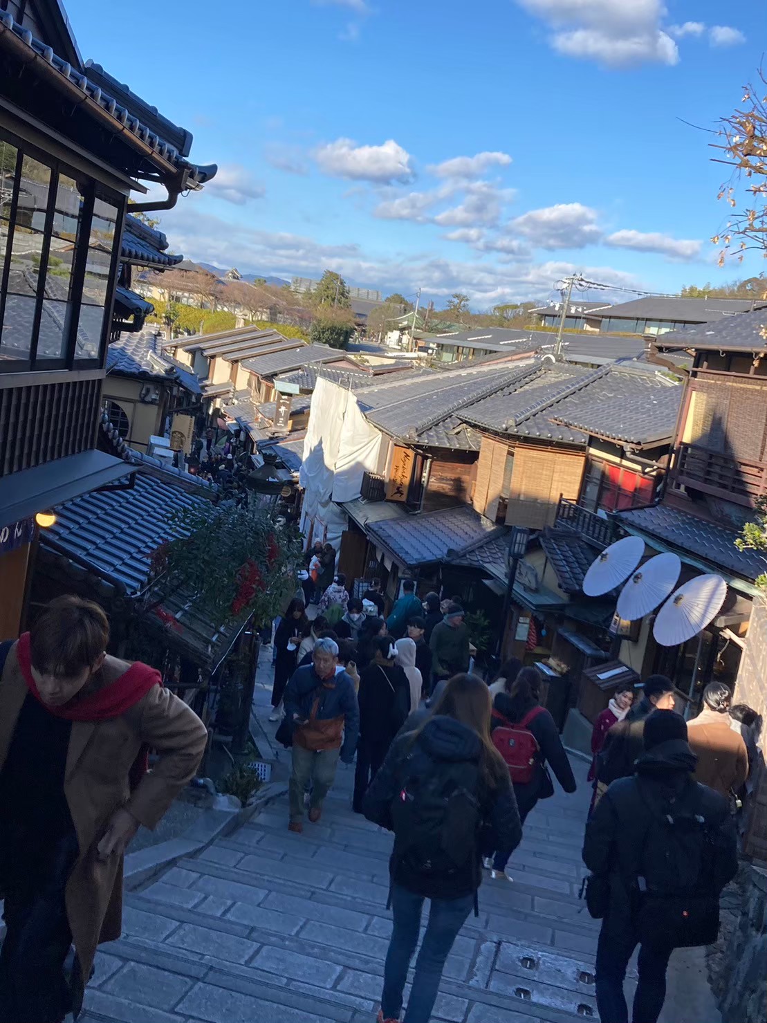 二寧坂 https://dtks6emtee9cj.cloudfront.net/20231219/253.jpg