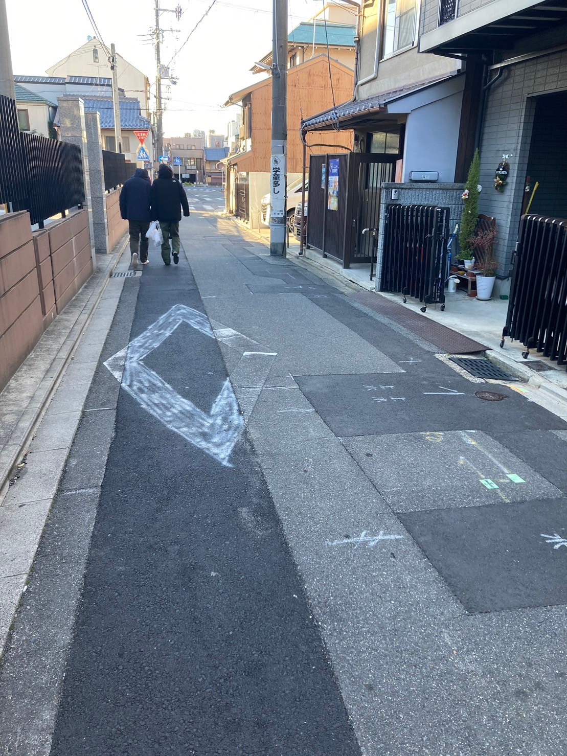 二寧坂 https://dtks6emtee9cj.cloudfront.net/20231219/258.jpg