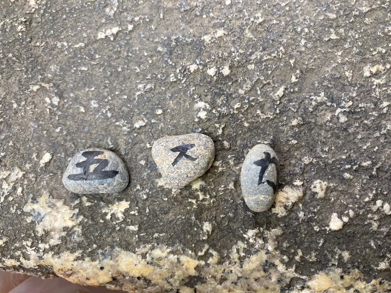 Yodobashi https://dtks6emtee9cj.cloudfront.net/20231219/304.jpg