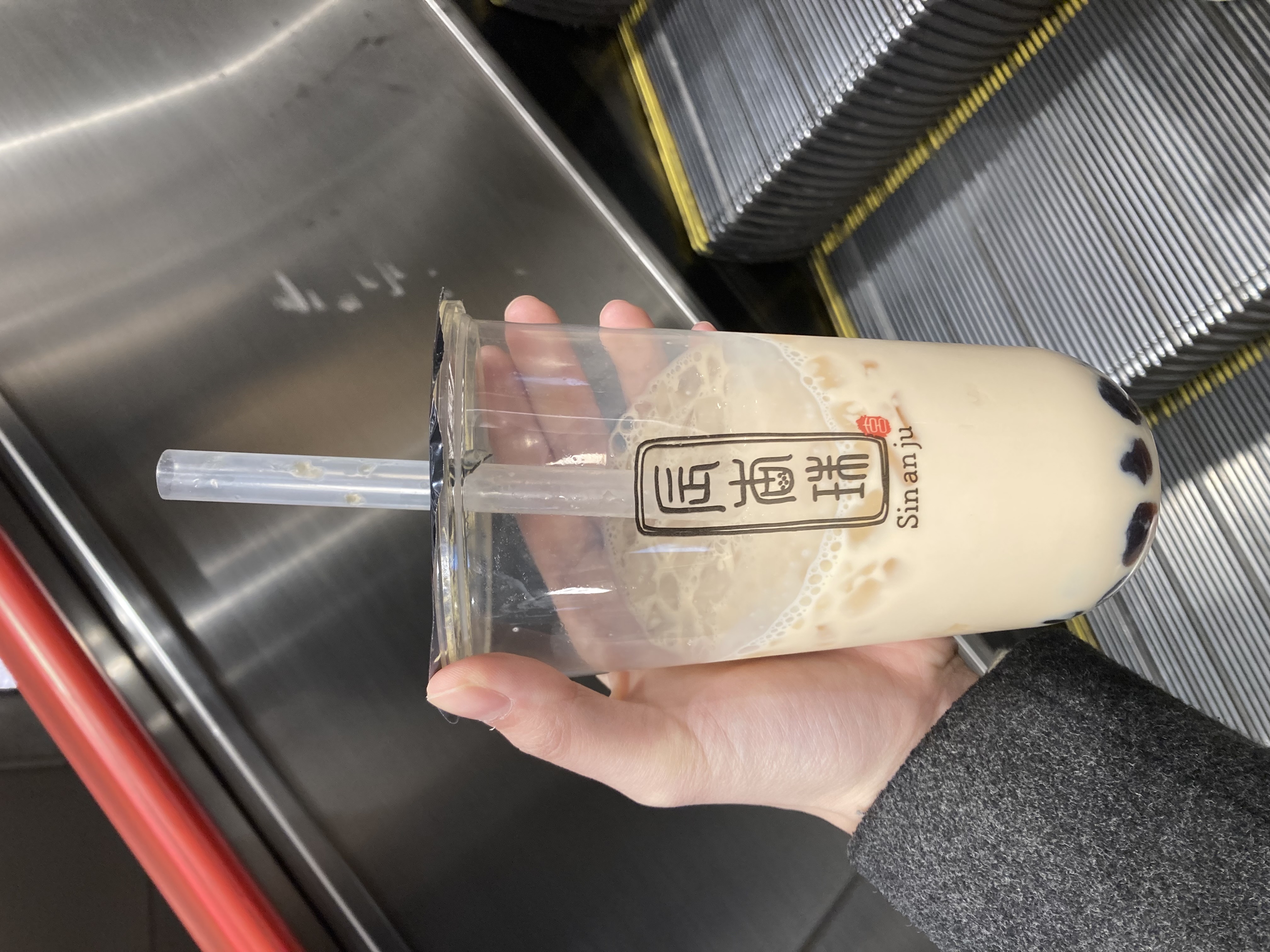 奶茶 https://dtks6emtee9cj.cloudfront.net/20231219/503.jpg