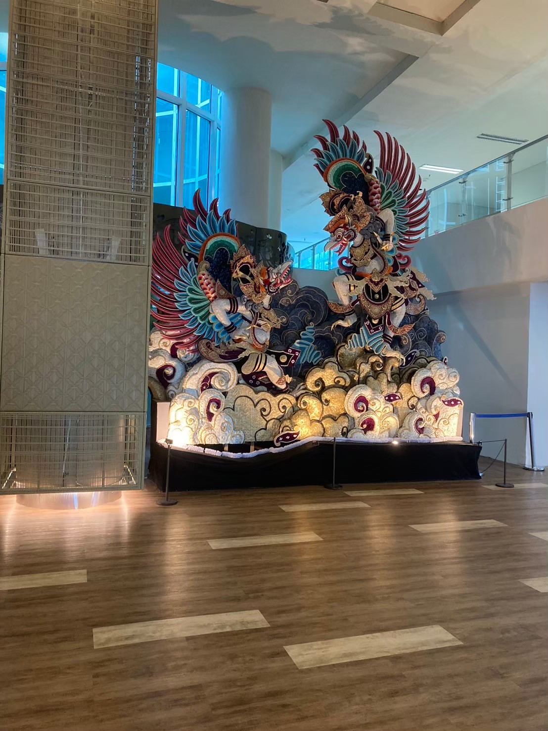 機場 https://dtks6emtee9cj.cloudfront.net/20240523/1011.jpg