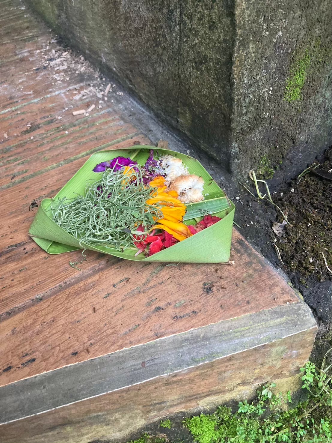 Tegenungan 瀑布 https://dtks6emtee9cj.cloudfront.net/20240523/2115.jpg