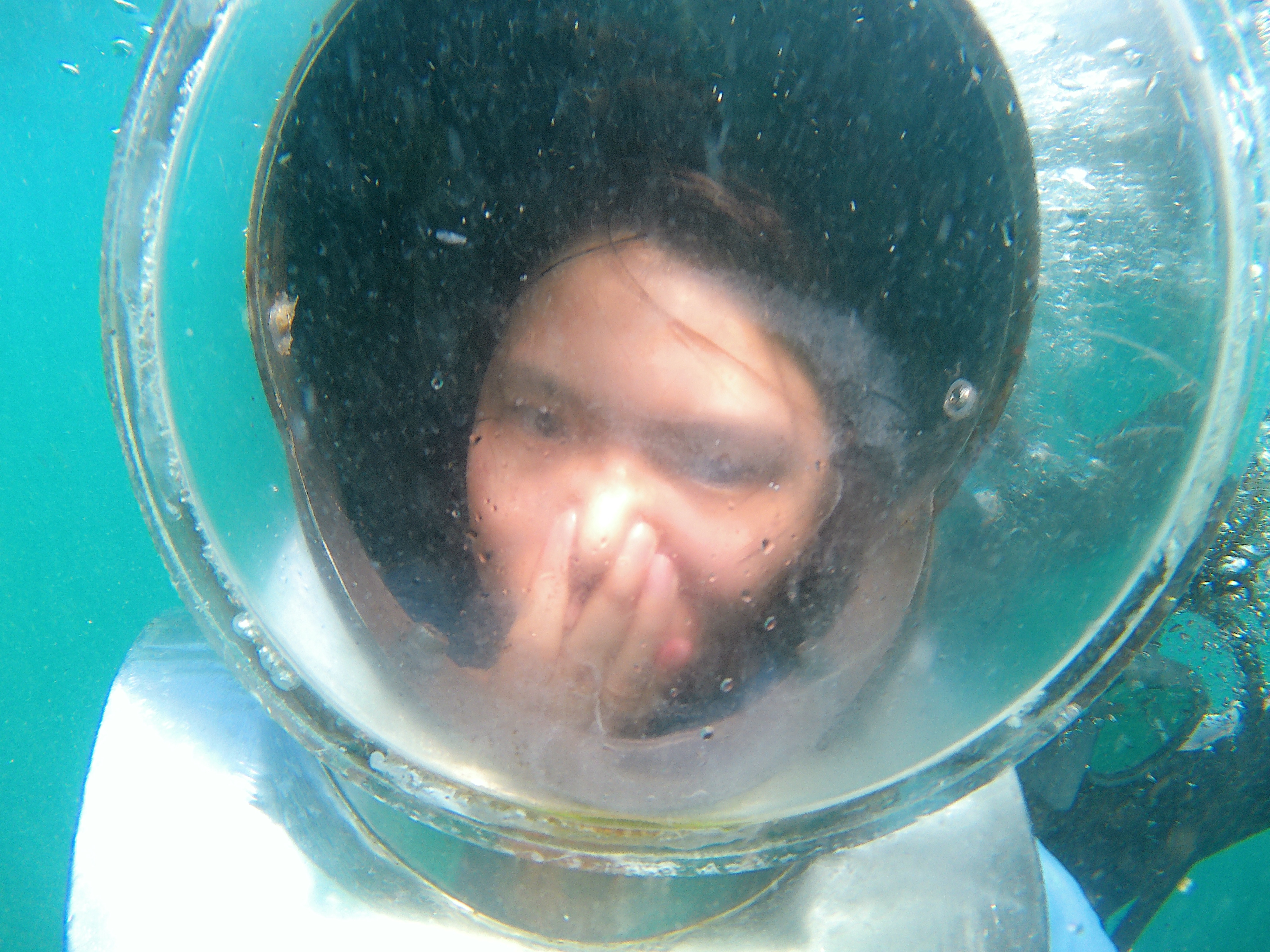 玩水 https://dtks6emtee9cj.cloudfront.net/20240523/3227.jpg