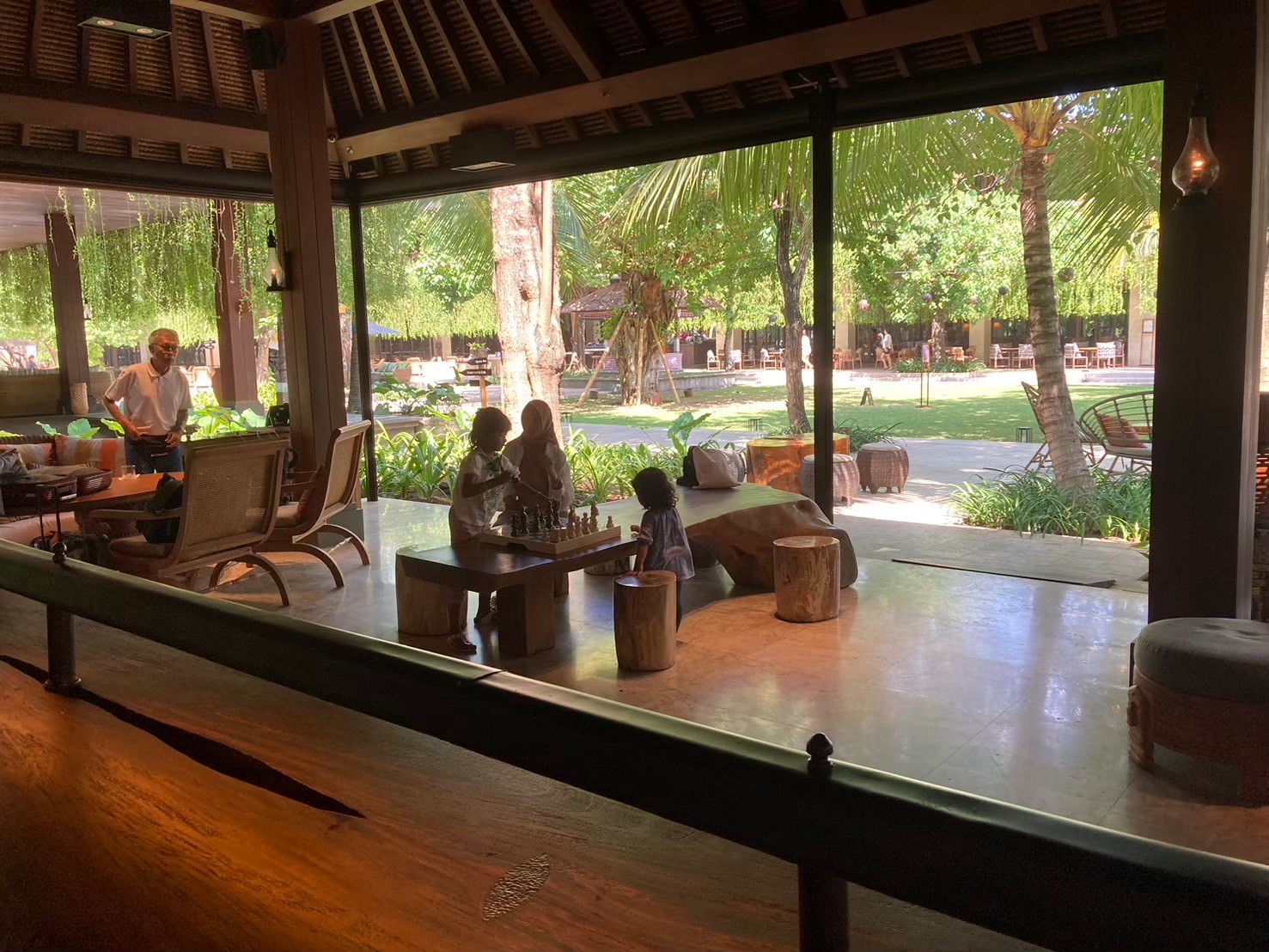 安達仕 https://dtks6emtee9cj.cloudfront.net/20240523/4018.jpg