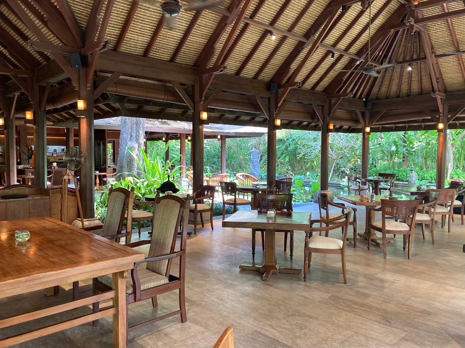 安達仕 https://dtks6emtee9cj.cloudfront.net/20240523/4045.jpg