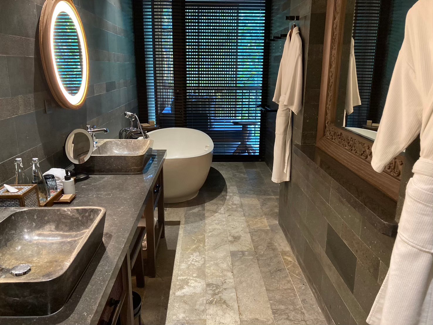 安達仕 https://dtks6emtee9cj.cloudfront.net/20240523/4085.jpg