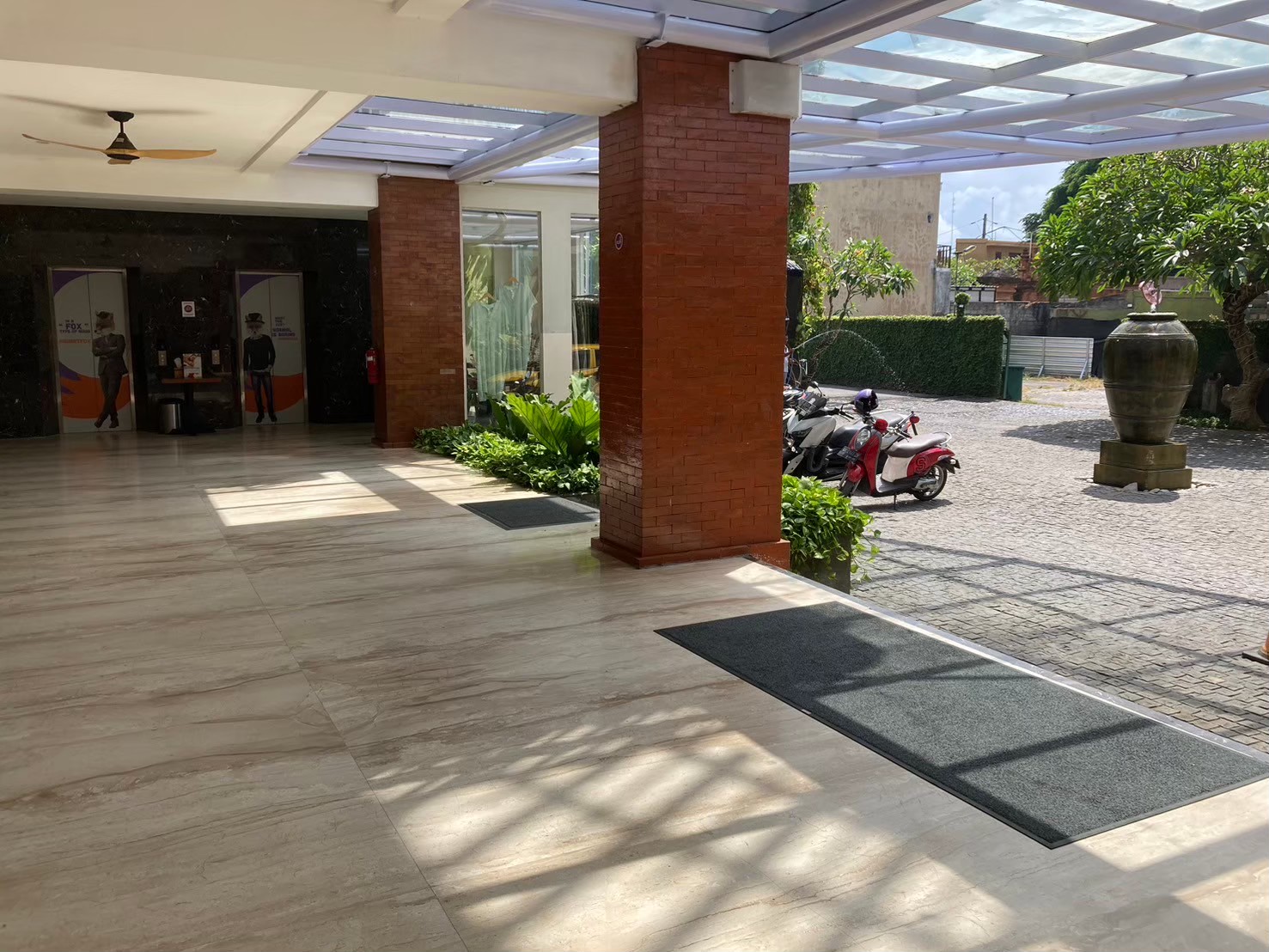 fox hotel https://dtks6emtee9cj.cloudfront.net/20240523/4156.jpg