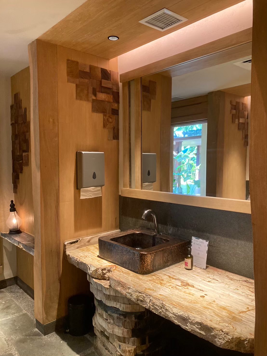 安達仕 https://dtks6emtee9cj.cloudfront.net/20240523/4167.jpg