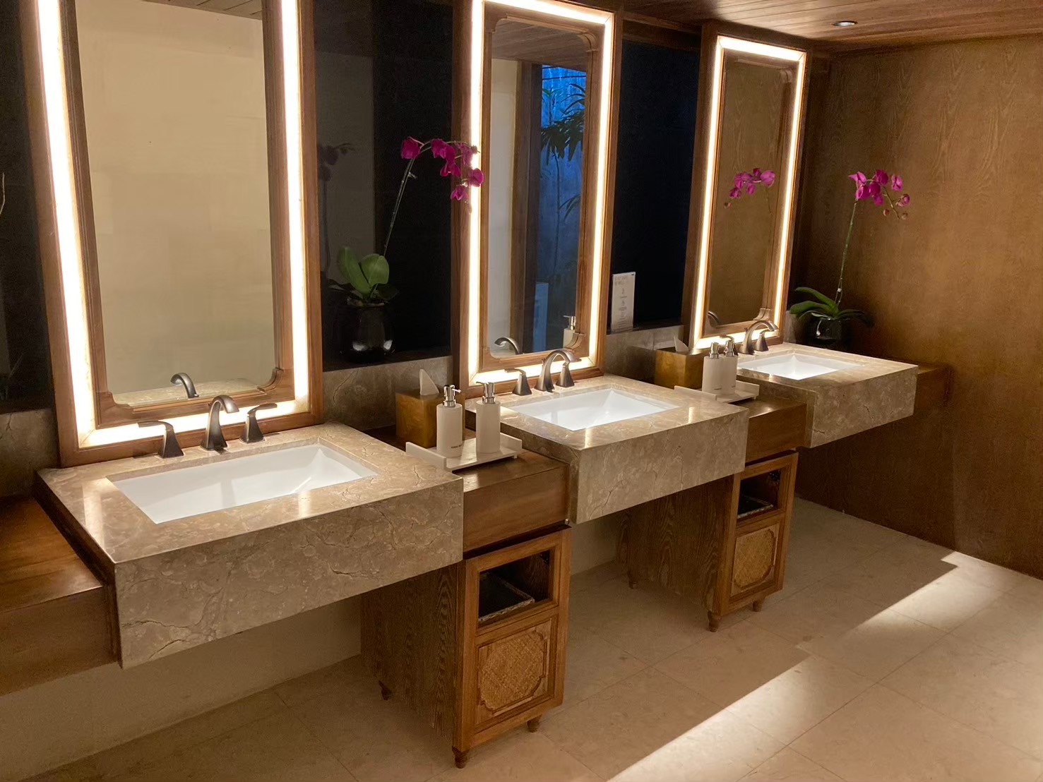 安達仕 https://dtks6emtee9cj.cloudfront.net/20240523/5052.jpg