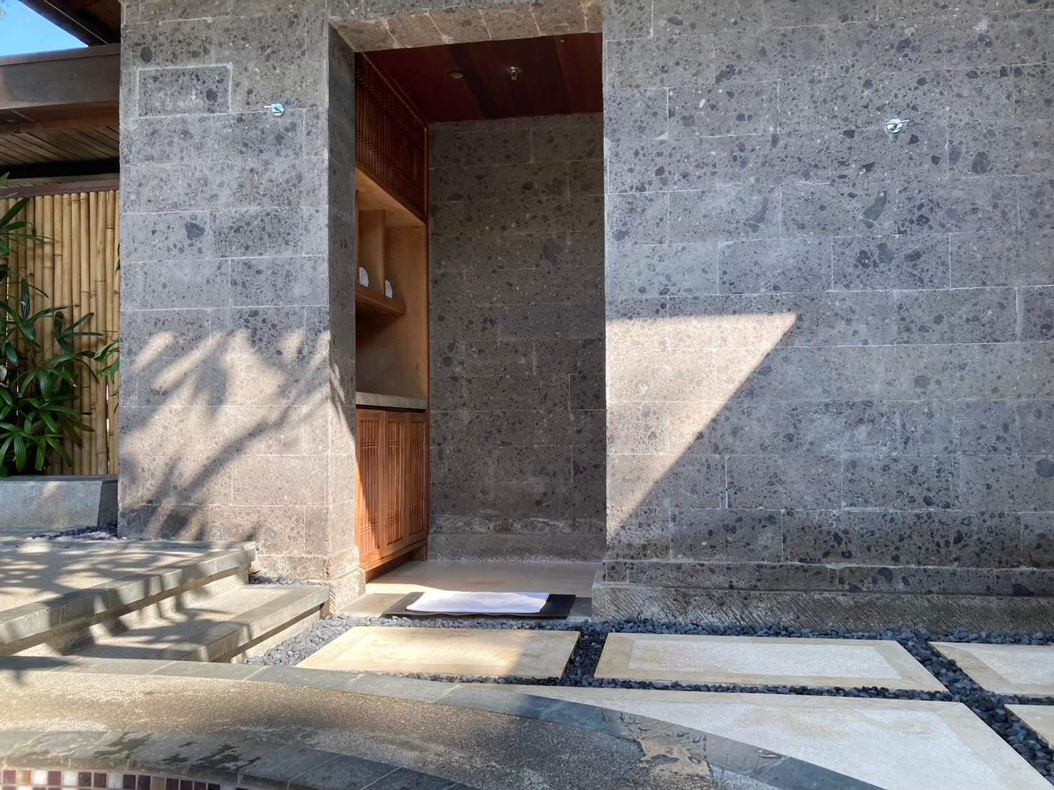 安達仕 https://dtks6emtee9cj.cloudfront.net/20240523/6041.jpg