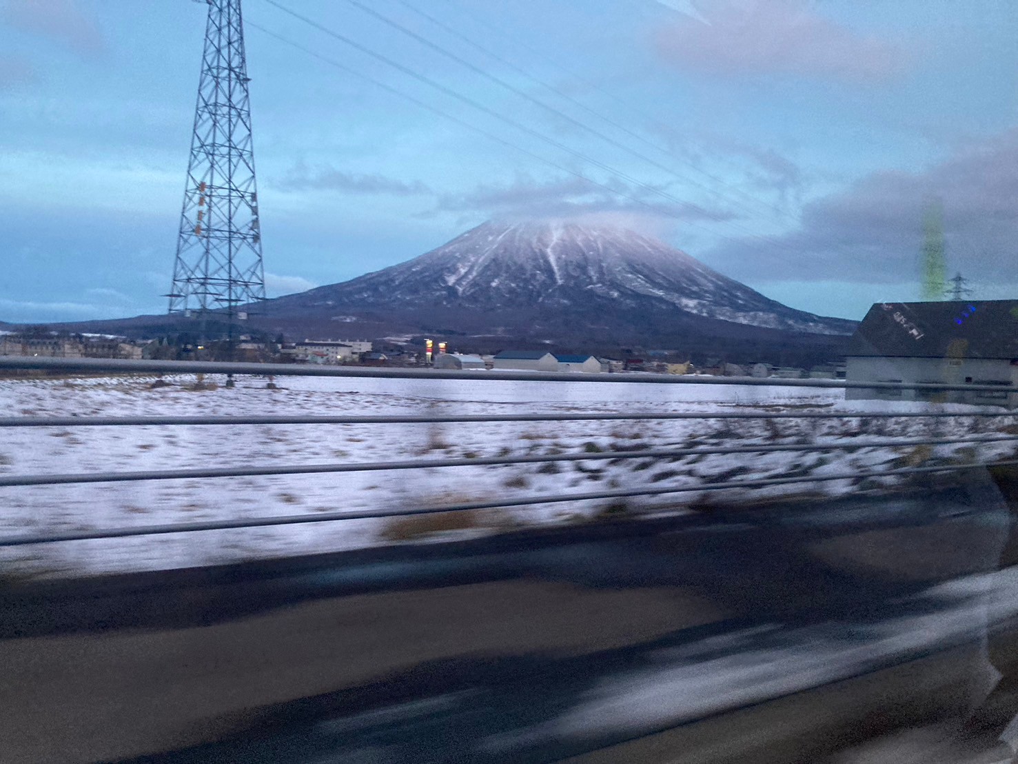 JR 返程 https://dtks6emtee9cj.cloudfront.net/20241130/102.jpg