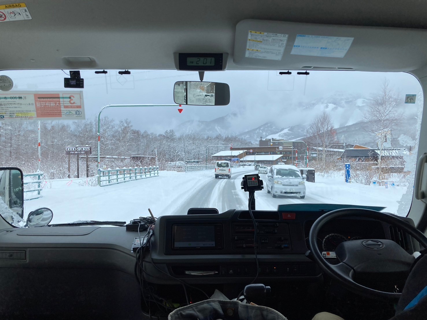 接駁 https://dtks6emtee9cj.cloudfront.net/20241130/20.jpg