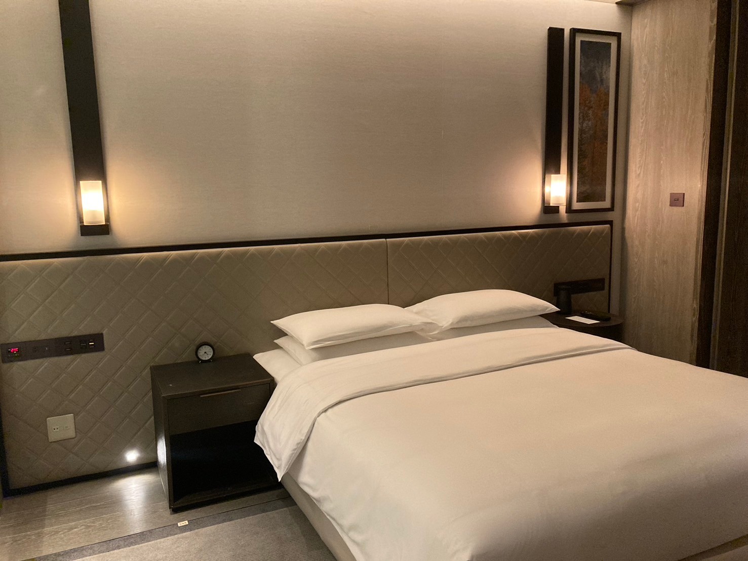 臥室開箱 https://dtks6emtee9cj.cloudfront.net/20241130/302.jpg