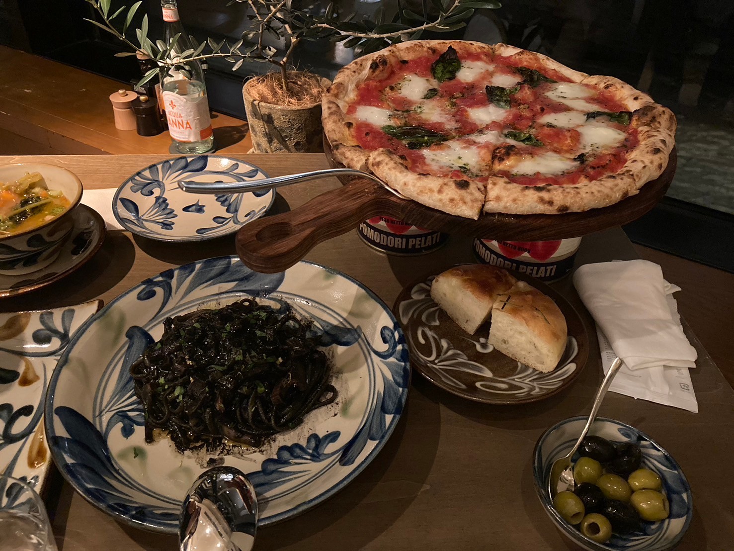 晚餐 https://dtks6emtee9cj.cloudfront.net/20241130/402.jpg