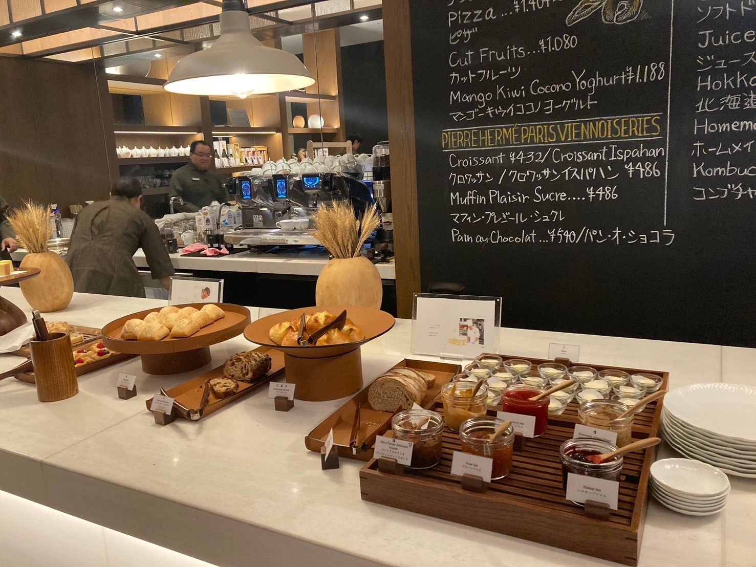 早餐 https://dtks6emtee9cj.cloudfront.net/20241130/407.jpg