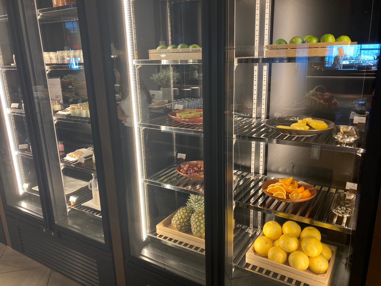 早餐 https://dtks6emtee9cj.cloudfront.net/20241130/411.jpg