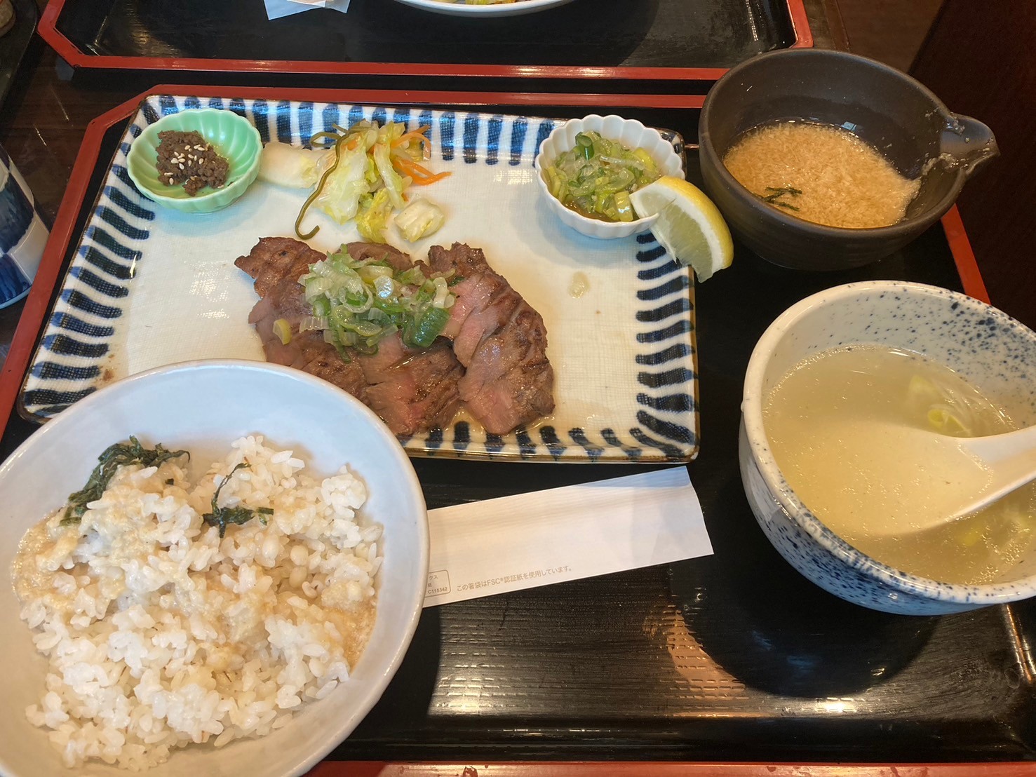 午餐 https://dtks6emtee9cj.cloudfront.net/20241130/482.jpg