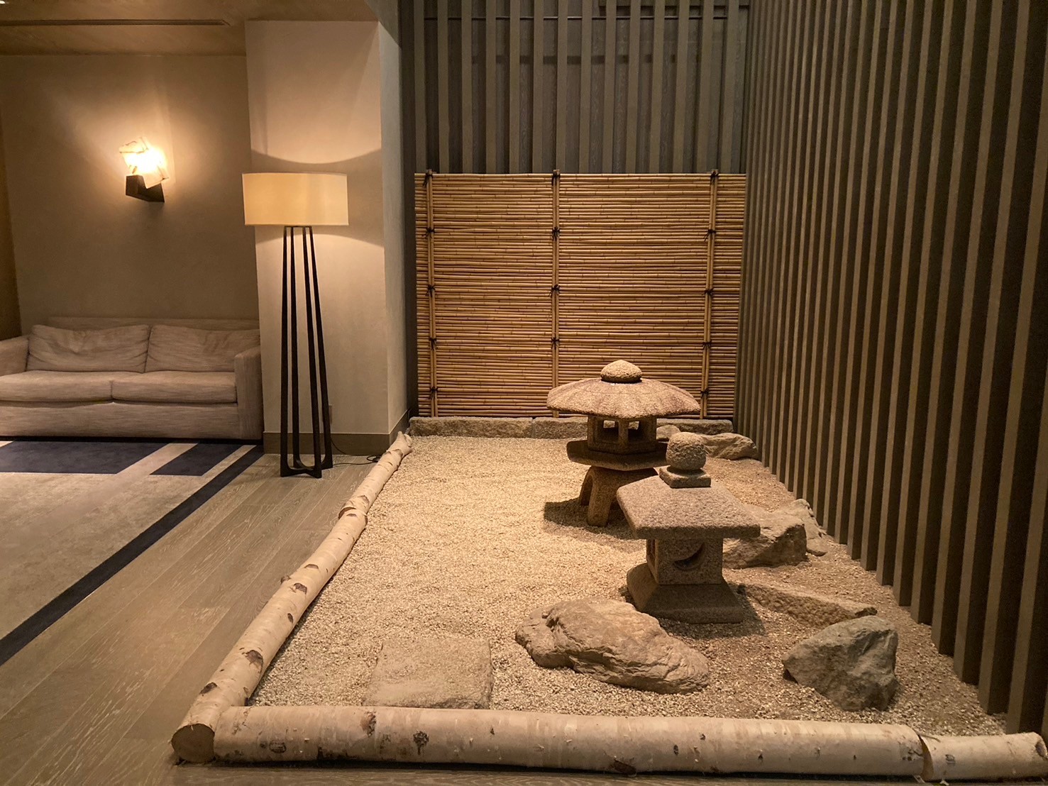 閒晃柏悅 https://dtks6emtee9cj.cloudfront.net/20241130/54.jpg