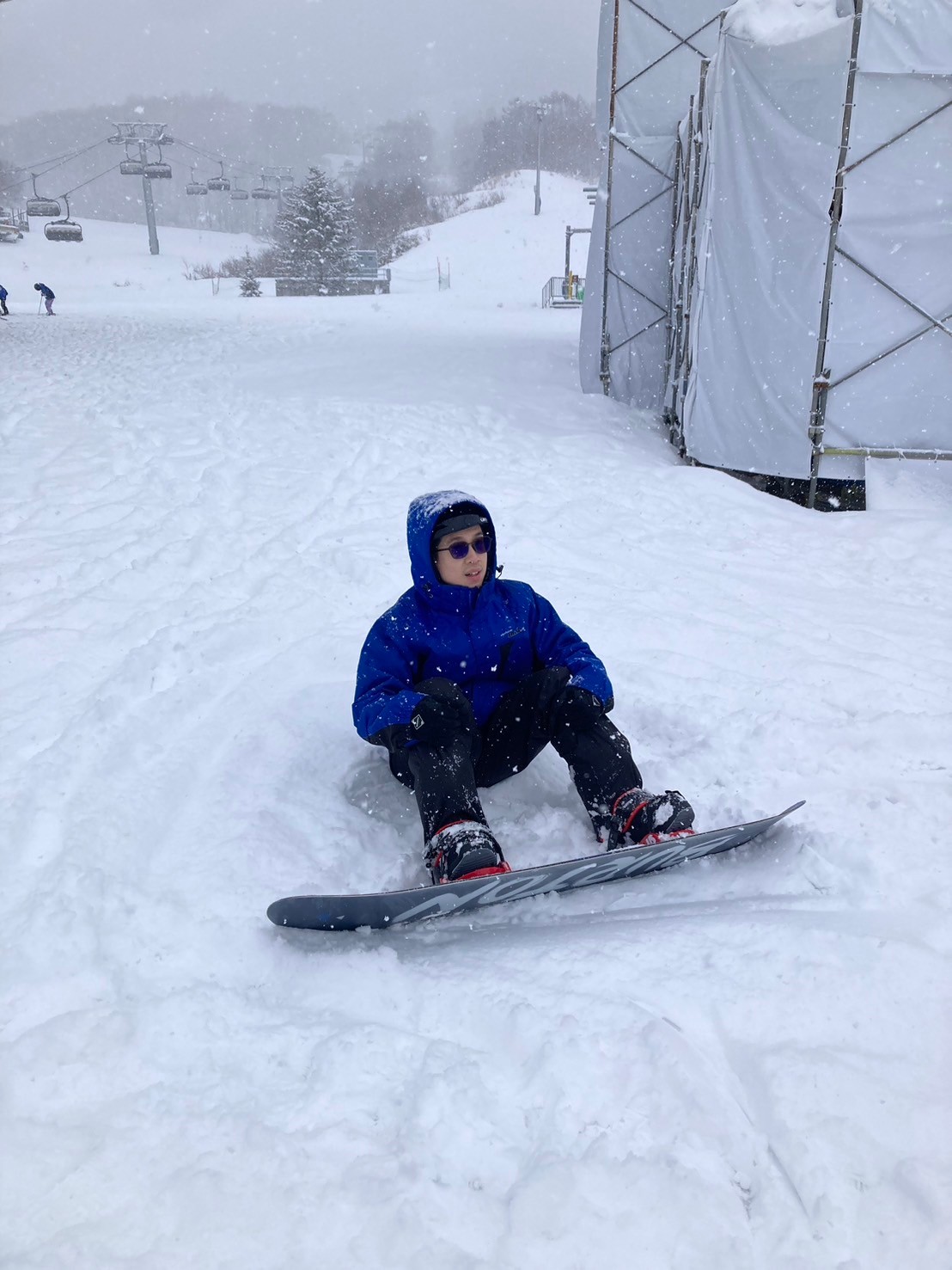 玩雪 https://dtks6emtee9cj.cloudfront.net/20241130/729.jpg