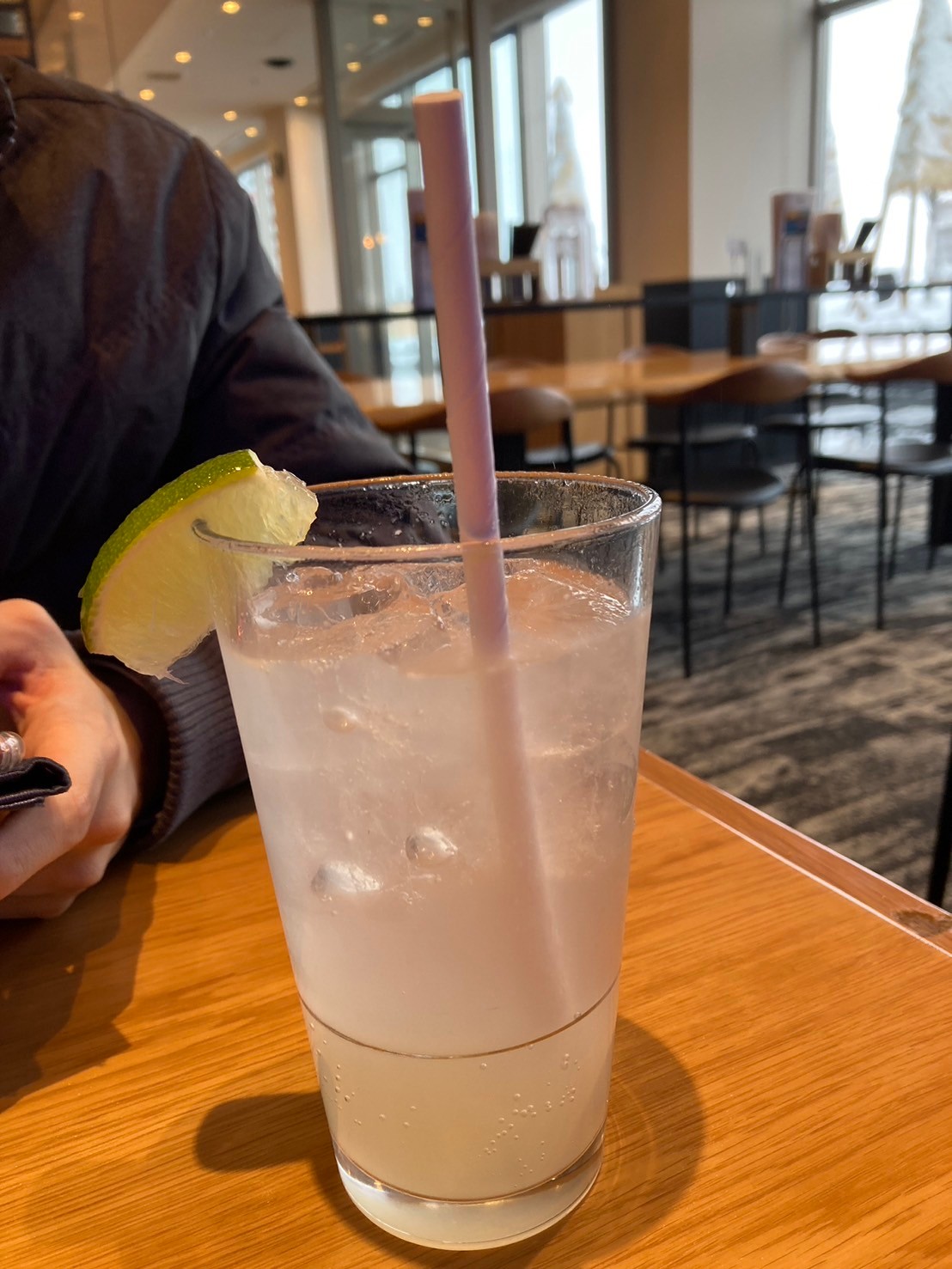 午餐 https://dtks6emtee9cj.cloudfront.net/20241130/734.jpg